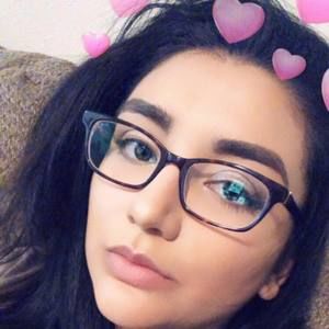 Meet your Posher, Pamela